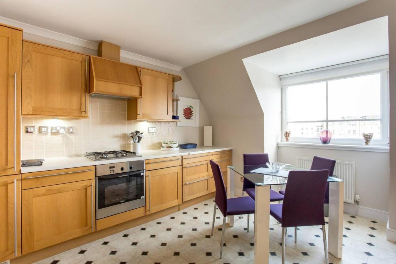 Joivy Inviting Apartment Near Leith Walk เอดินบะระ ภายนอก รูปภาพ
