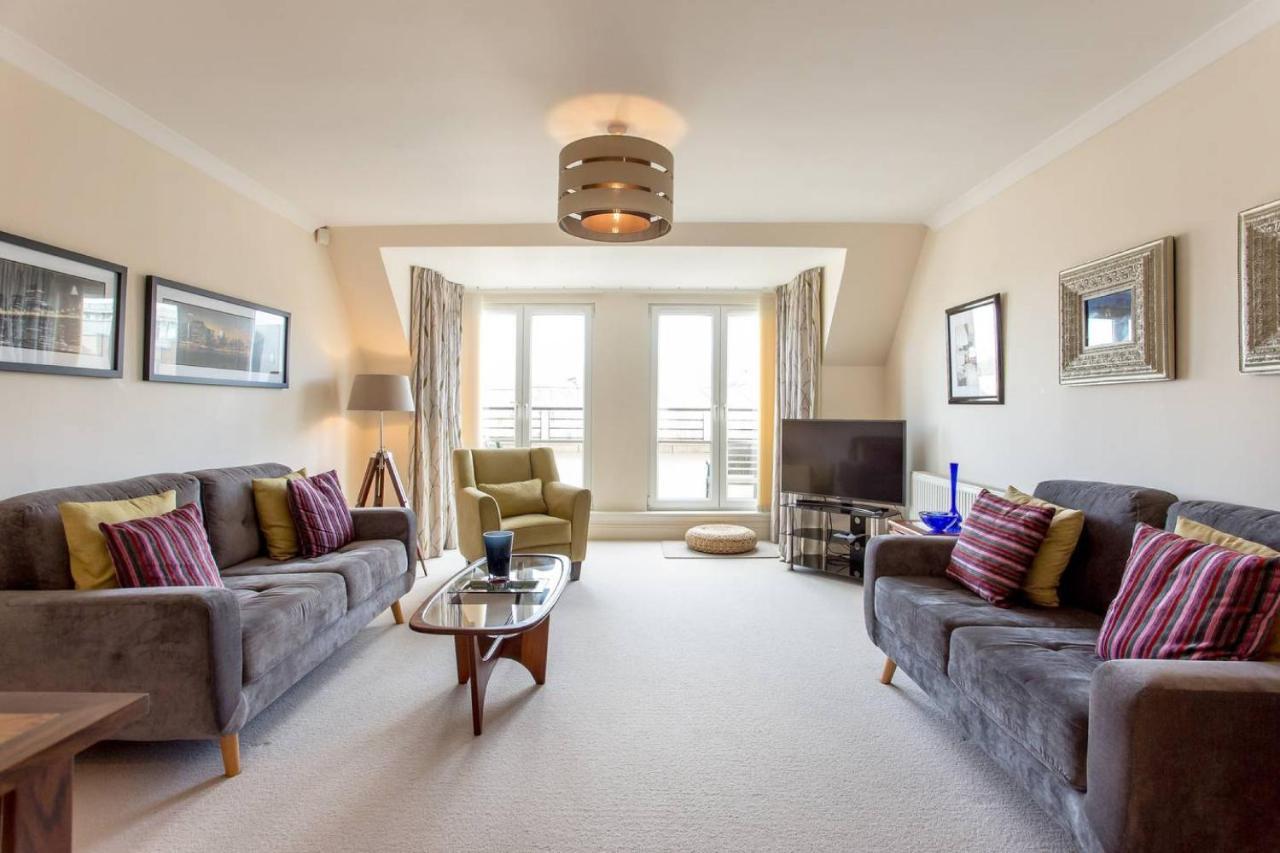 Joivy Inviting Apartment Near Leith Walk เอดินบะระ ภายนอก รูปภาพ