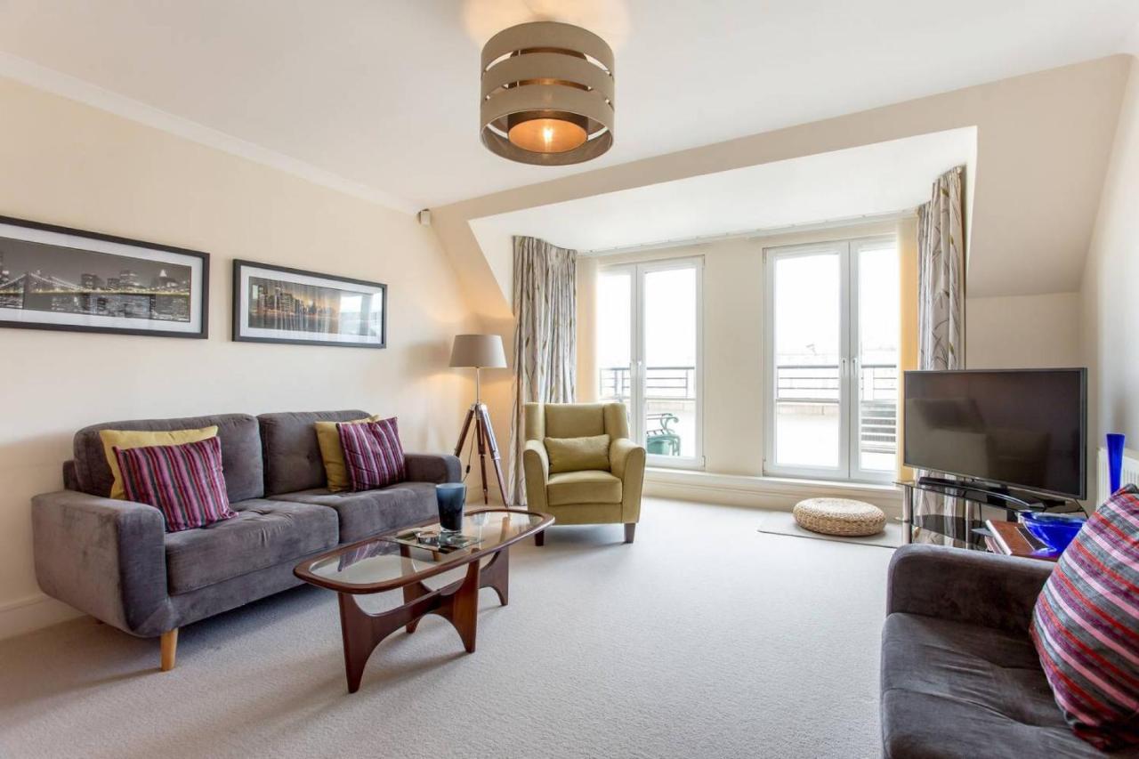 Joivy Inviting Apartment Near Leith Walk เอดินบะระ ภายนอก รูปภาพ