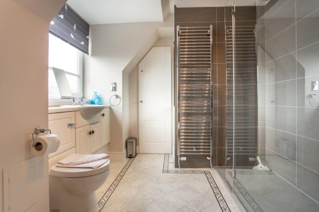Joivy Inviting Apartment Near Leith Walk เอดินบะระ ภายนอก รูปภาพ