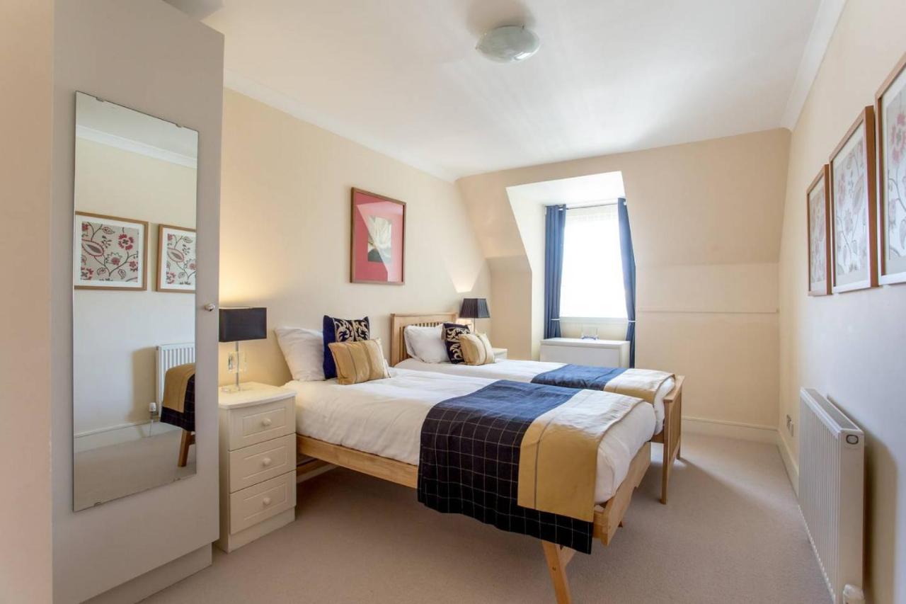 Joivy Inviting Apartment Near Leith Walk เอดินบะระ ภายนอก รูปภาพ